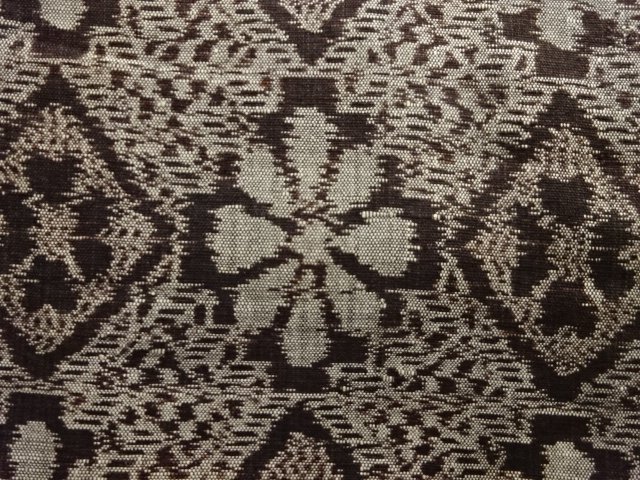 JAPANESE KIMONO / ANTIQUE KIMONO / SILK / DORO OSHIMA TSUMUGI / WOVEN RHOMBUS FLOWER